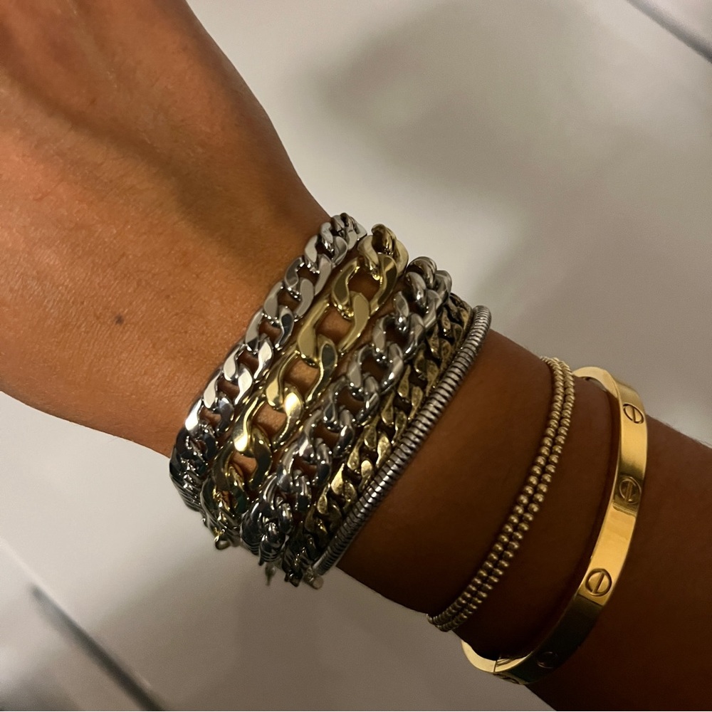 Jenny bird stacked chain bracelet!